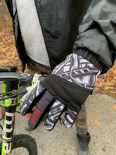 Load image into Gallery viewer, JetSet MacGyver Gloves